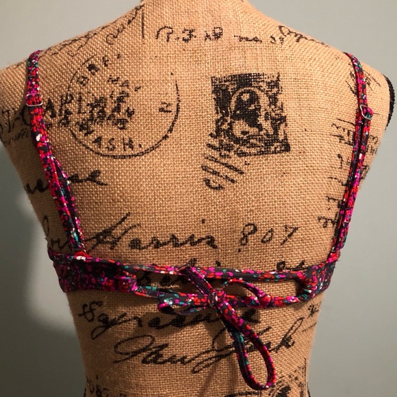 SOLD Athleta] Bikini Top Bundle (3 for $45 or 1 for $15) Size M - Picture 9 of 13